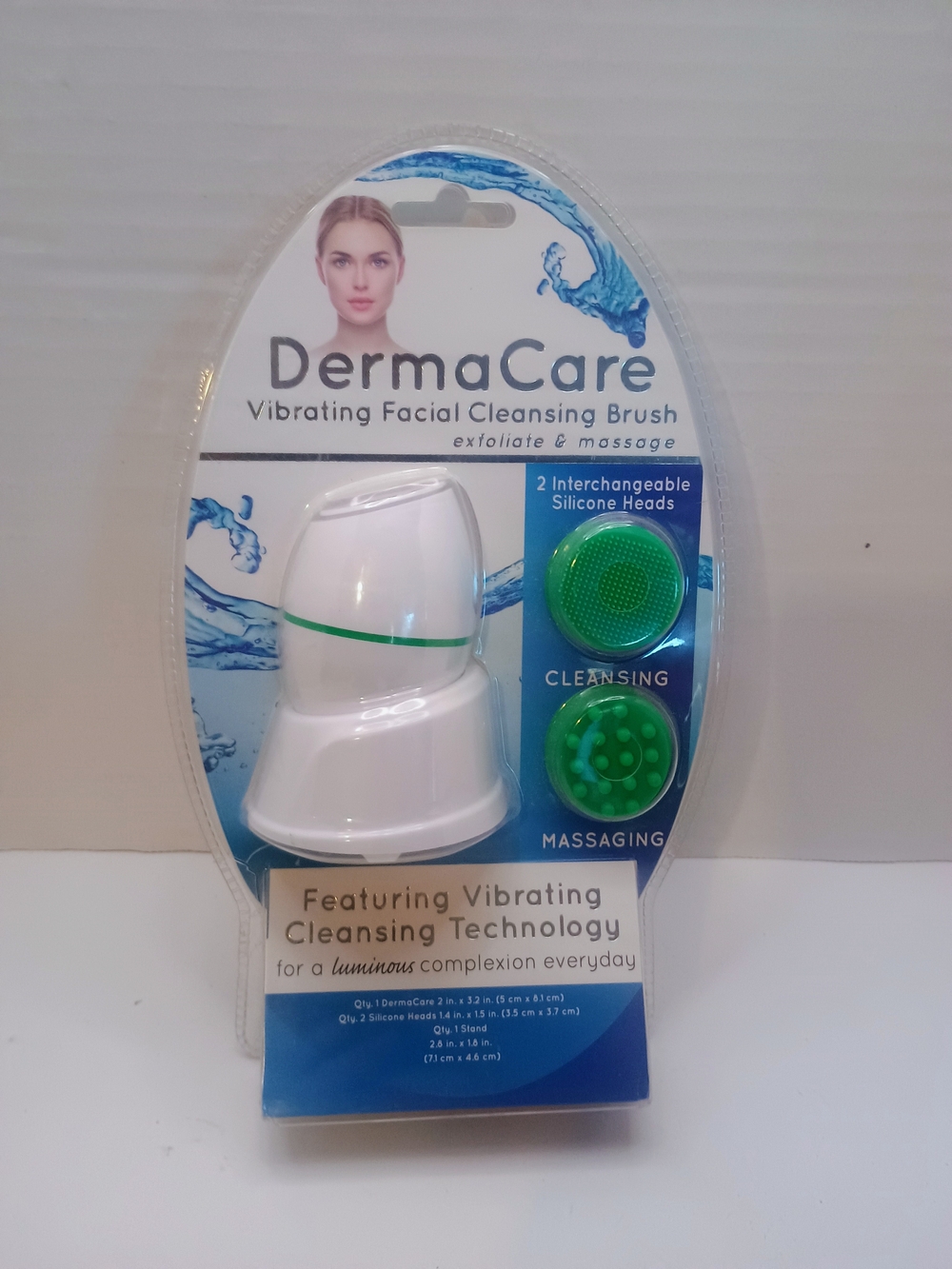 DermaCare Vibrating Facial Cleansing Brush | Exfoliate & Massage | Green  575600